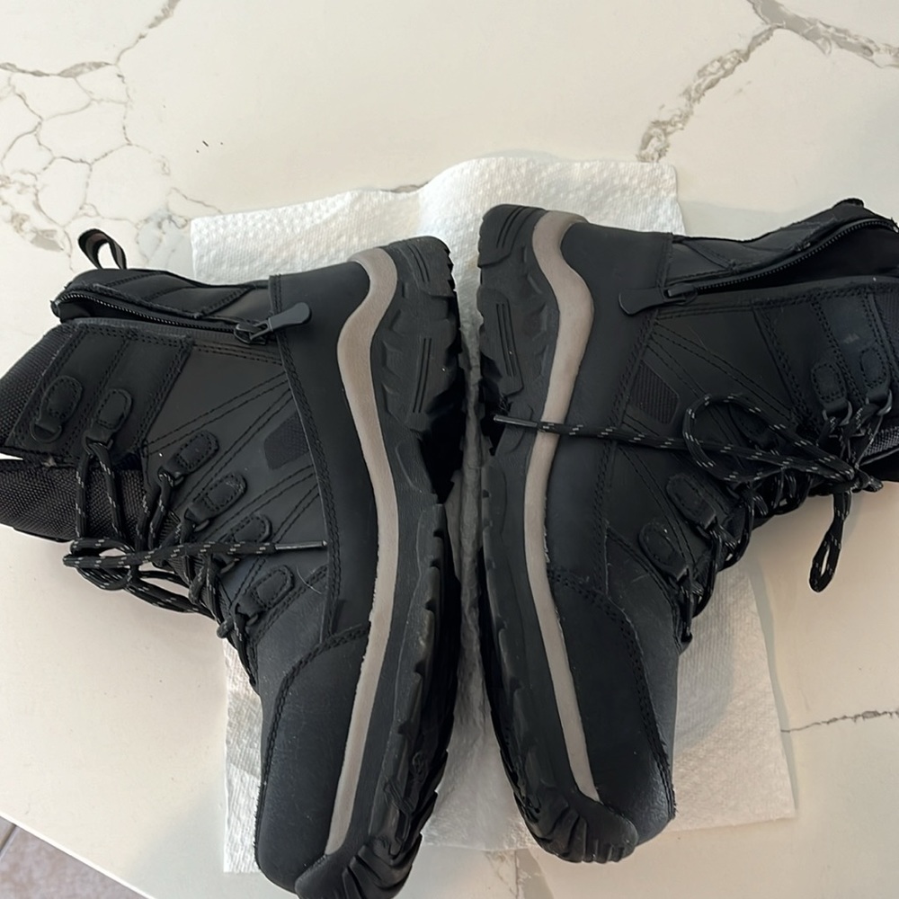 Men's Rowan Snow Waterproof Winter Boots - All in Motion.  Black. Sz 10